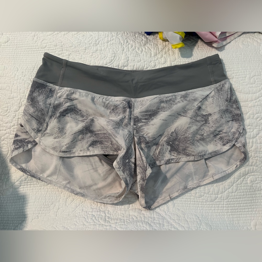 Lululemon Grey Speed Up Low-Rise Lined Short 2.5"